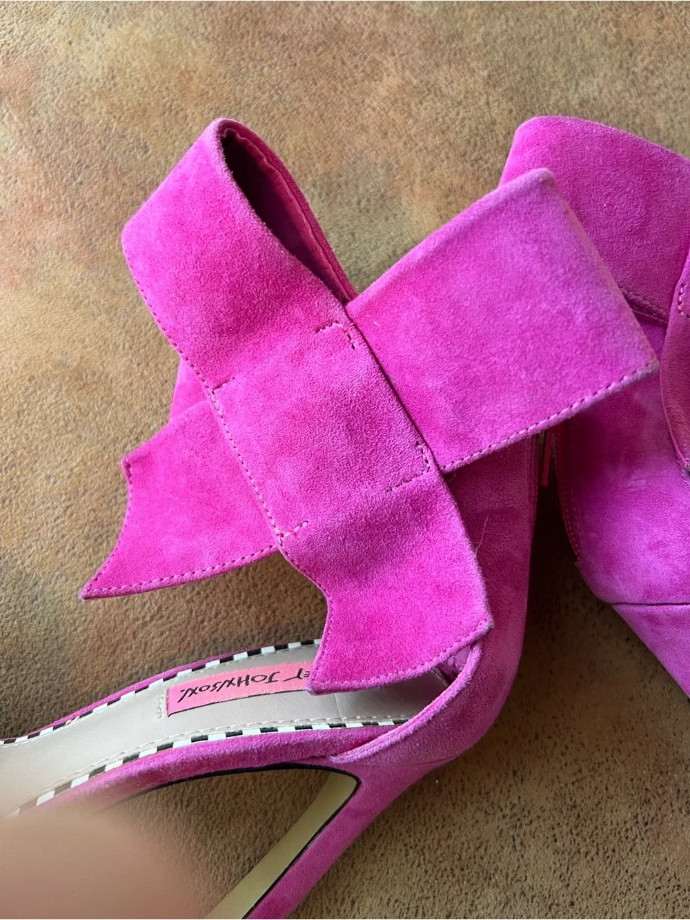 Betsey Johnson Hot Pink Suede Bow Ankle-Strap Heels. Size 7